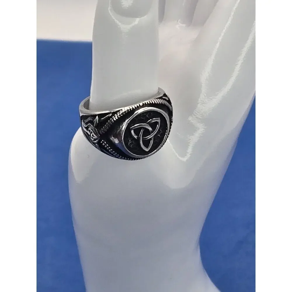 Men’s Celtic Trinity Knot Ring Size 12 Stainless Steel Viking Gothic Style
